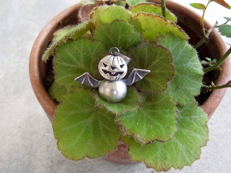 Halloween--Pumpkin Snowman--Silver Snowman--Sterling Silver Pendant Necklace - Necklaces - Silver Gray