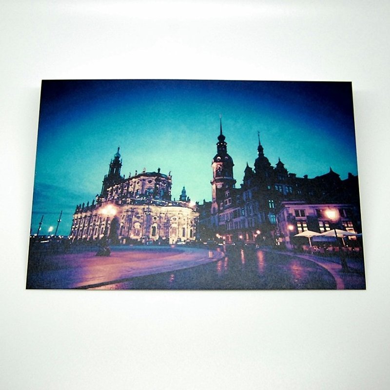 攝影明信片 | 城市小旅行 - 德國德勒斯登-易北河岸之夜 - 心意卡/卡片 - 紙 紫色