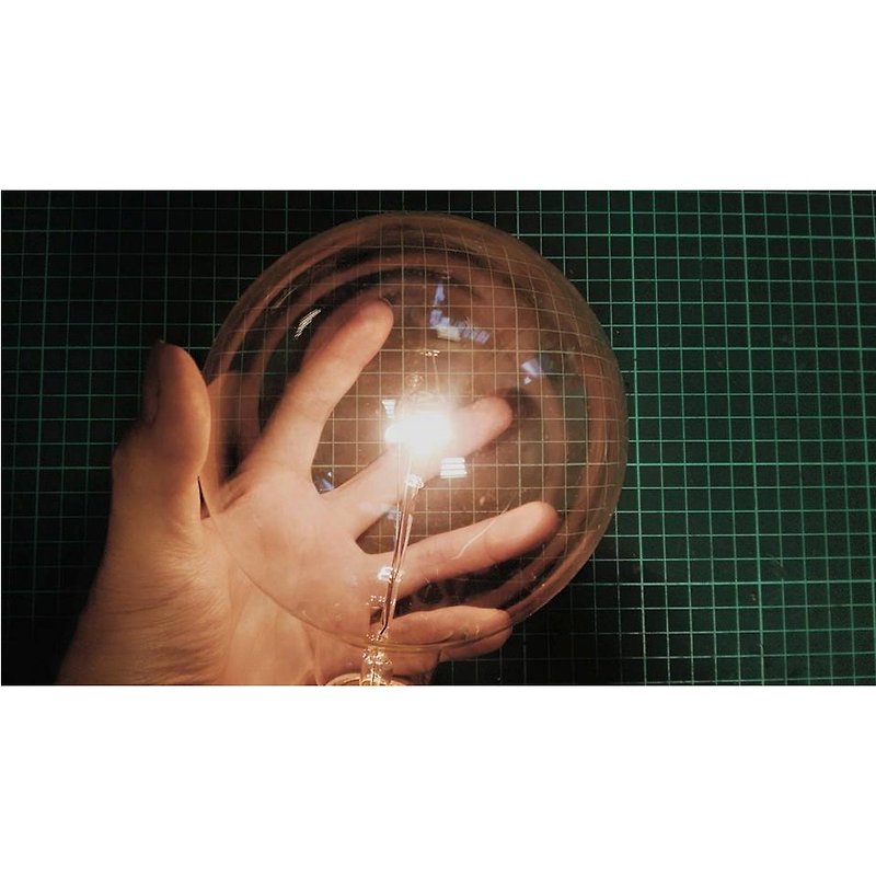 白熱電球のG125レトロボール - 照明・ランプ - ガラス イエロー