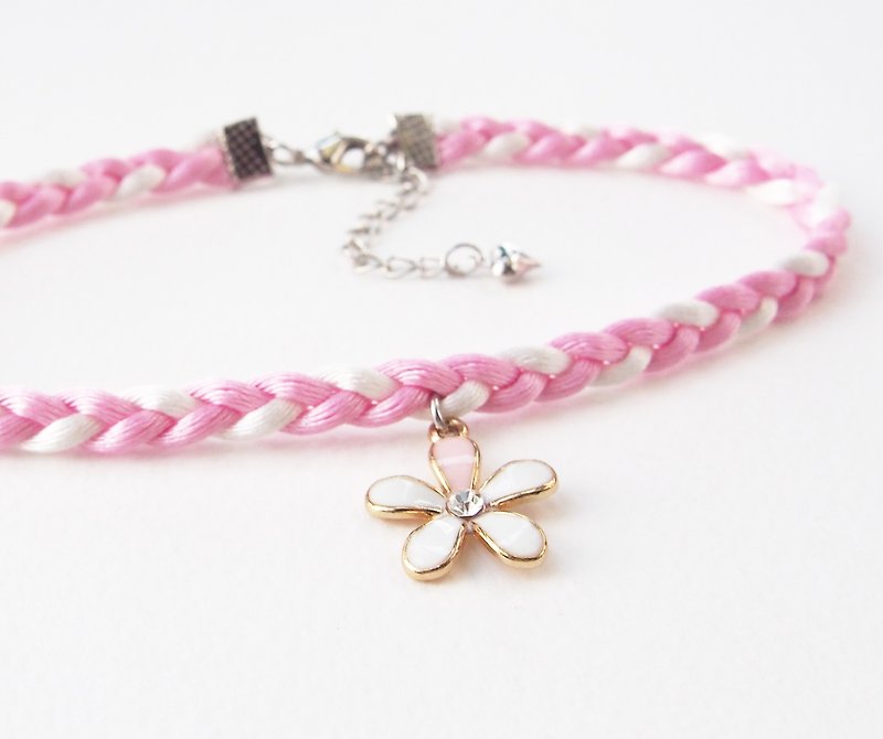 Light pink / white soft satin rope with flower charm. - 項鍊 - 其他材質 粉紅色