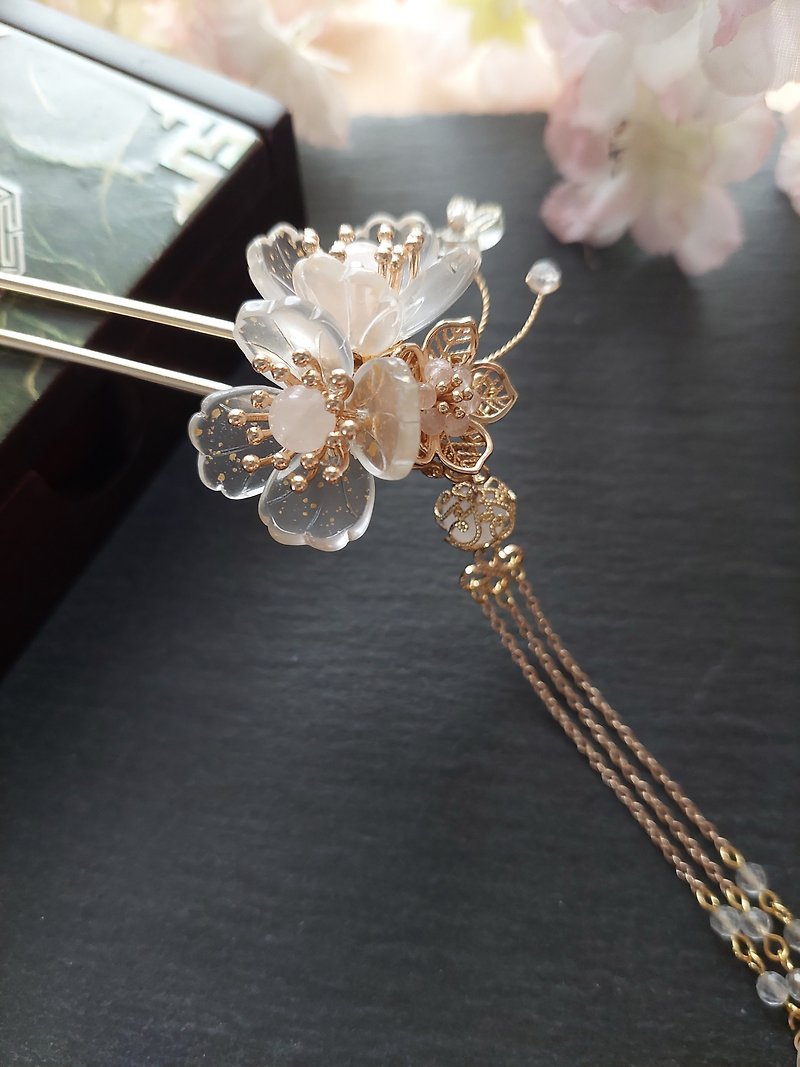 Longyun Pavilion-New version of Shihua Pendant with classic temperament - Hair Accessories - Other Metals Gold