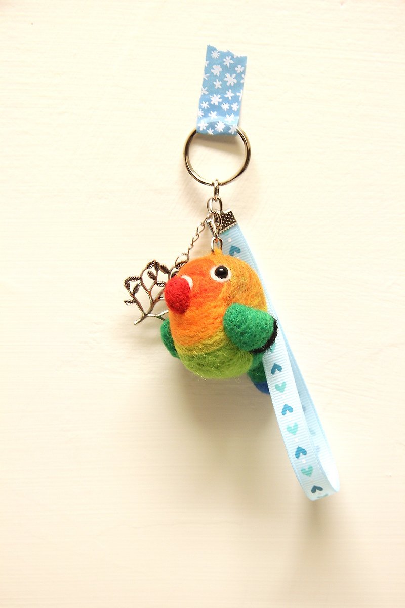 Rolia's 手作 牡丹鸚鵡羊毛氈 吊飾 (可訂製) - 鑰匙圈/鎖匙扣 - 羊毛 紅色