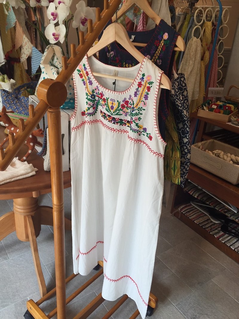 Japaindia逗趣墨西哥刺繡小娃古董洋裝 白色 (l150505) - 連身裙 - 繡線 藍色