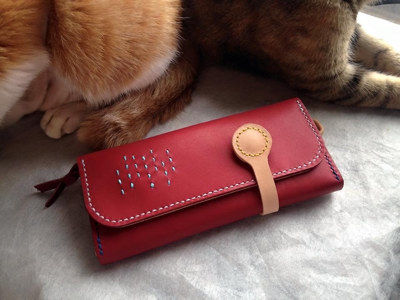 Lan Yu long burgundy handmade leather folder _ - กระเป๋าสตางค์ - หนังแท้ สีแดง