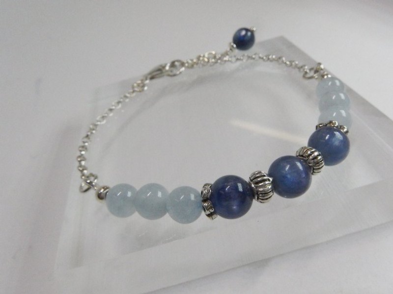Blue and the sea - kyanite @ Aquamarine 925 sterling silver bracelet. Hong Kong original design - สร้อยข้อมือ - เครื่องเพชรพลอย สีน้ำเงิน