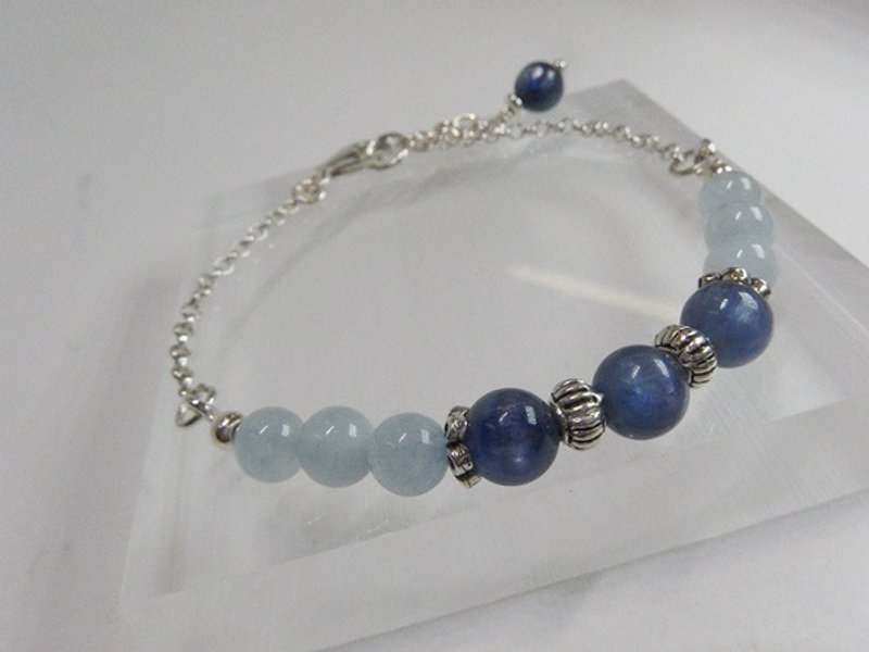 Blue and the sea - kyanite @ Aquamarine 925 sterling silver bracelet. Hong Kong original design - Bracelets - Gemstone Blue