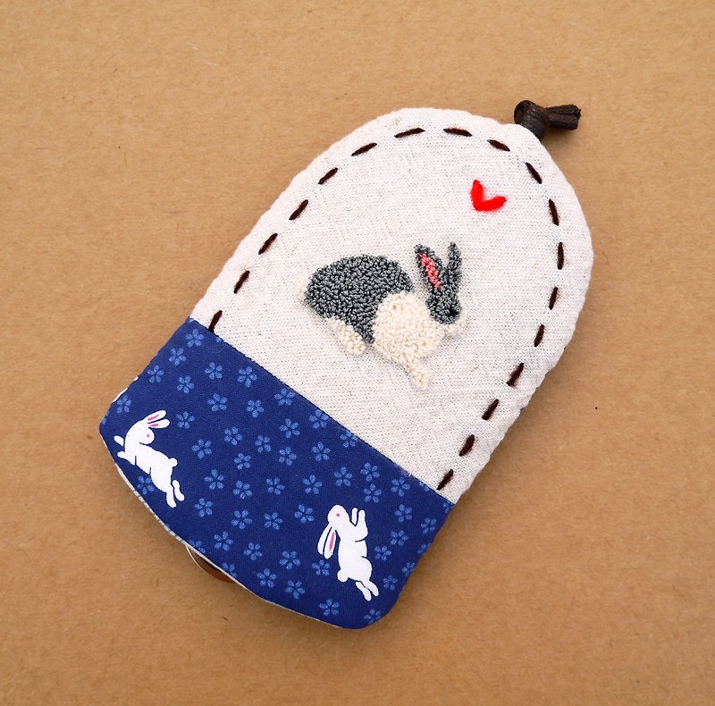 Rabbit embroidery Wallets - Knitting, Embroidery, Felted Wool & Sewing - Thread 