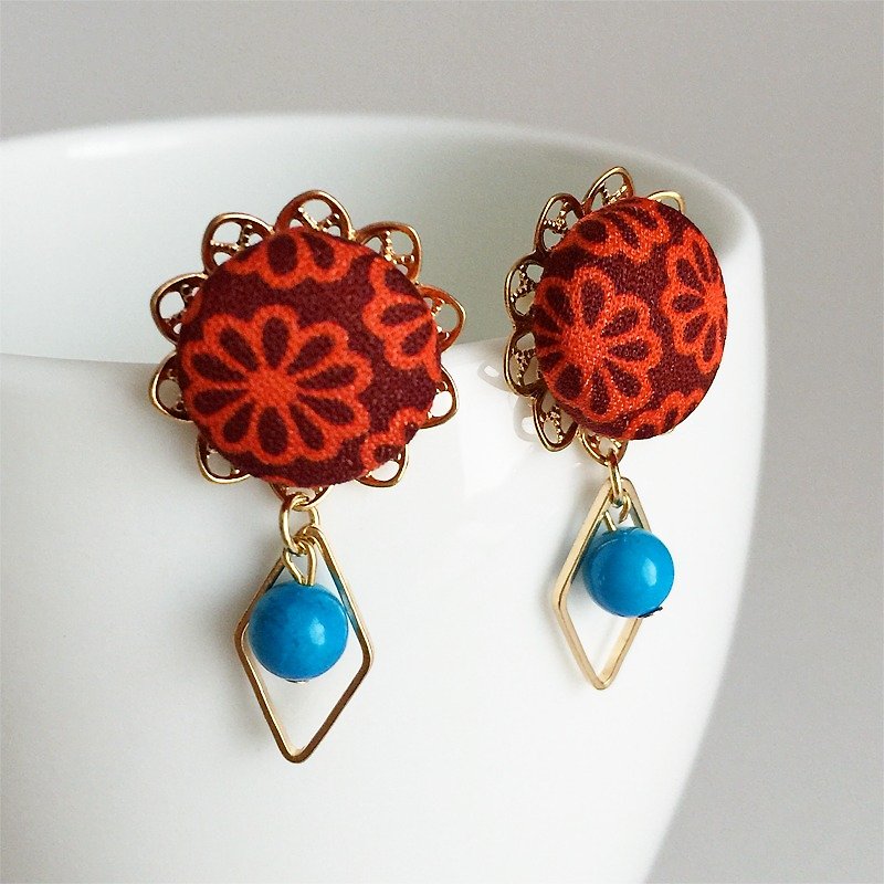 Flower Earrings with Japanese Traditional pattern, Kimono - Earrings & Clip-ons - Other Materials Red