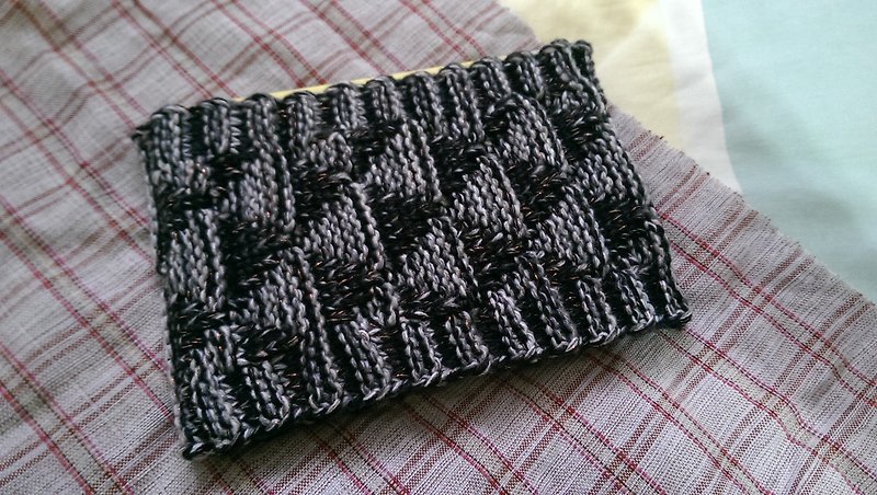 Lan hand-made knit headband triangle weave (flower gray yarn) - Hair Accessories - Other Materials Gray