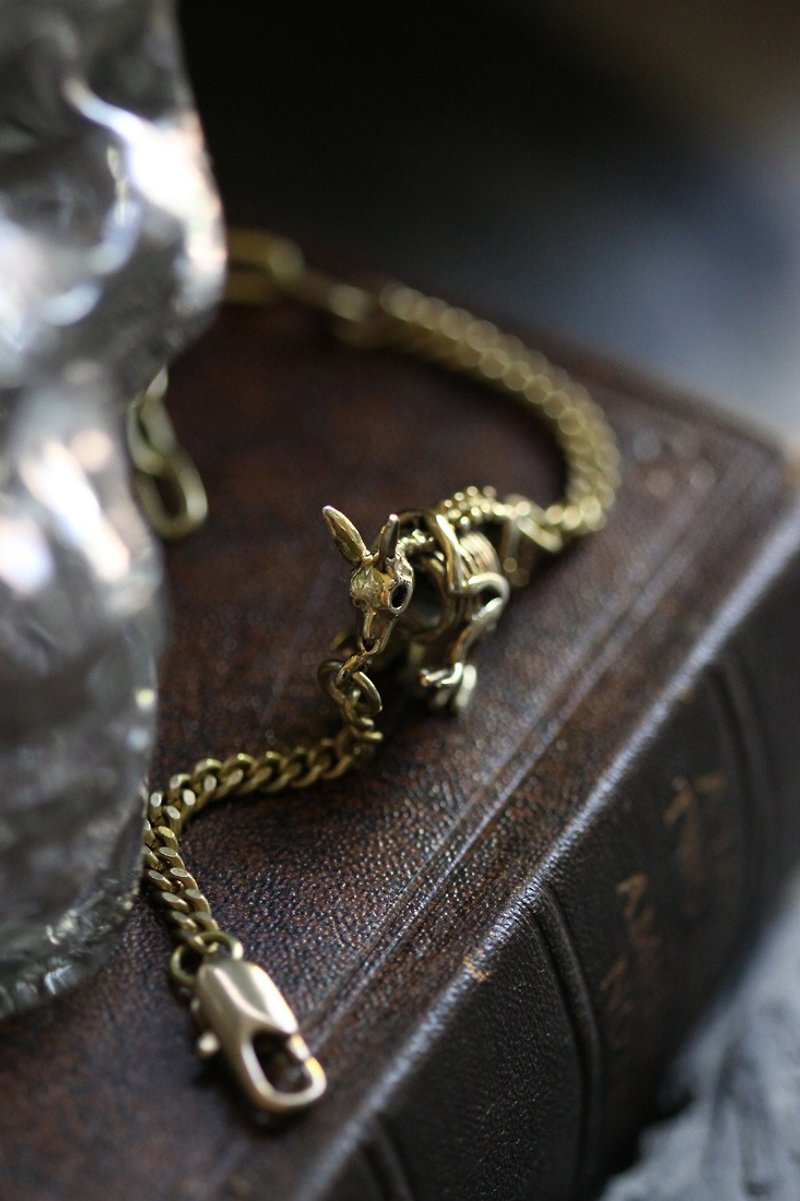 สร้อยข้อมือ Rabbit Skeleton Bracelet by DEFY - สร้อยข้อมือ - โลหะ 