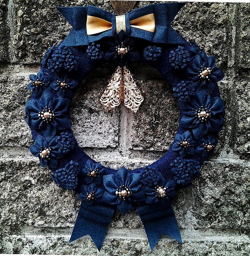 MFP X'mas Christmas navy blue crystal gorgeous handmade wreath medal - ตกแต่งผนัง - วัสดุอื่นๆ สีน้ำเงิน