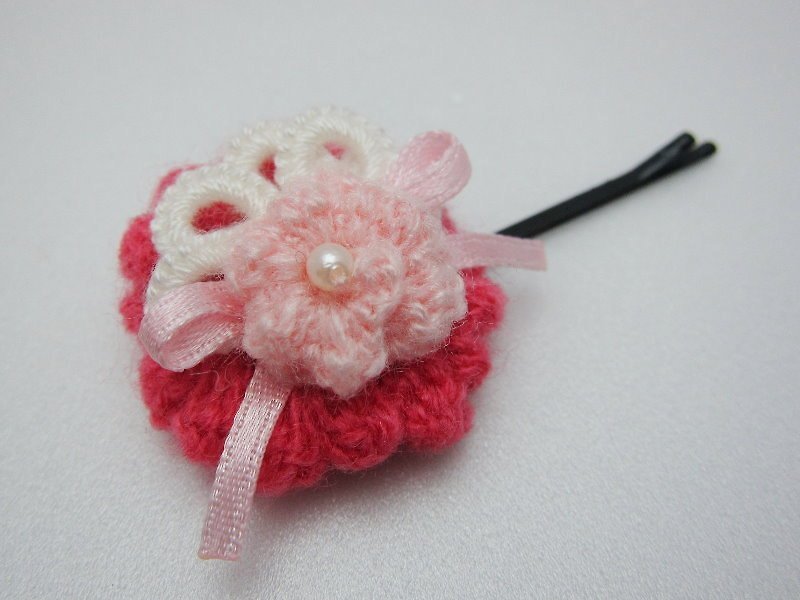 Wool lace flowers. Hairpin (There are many colors can be picked) - Hair Accessories - Other Materials Multicolor