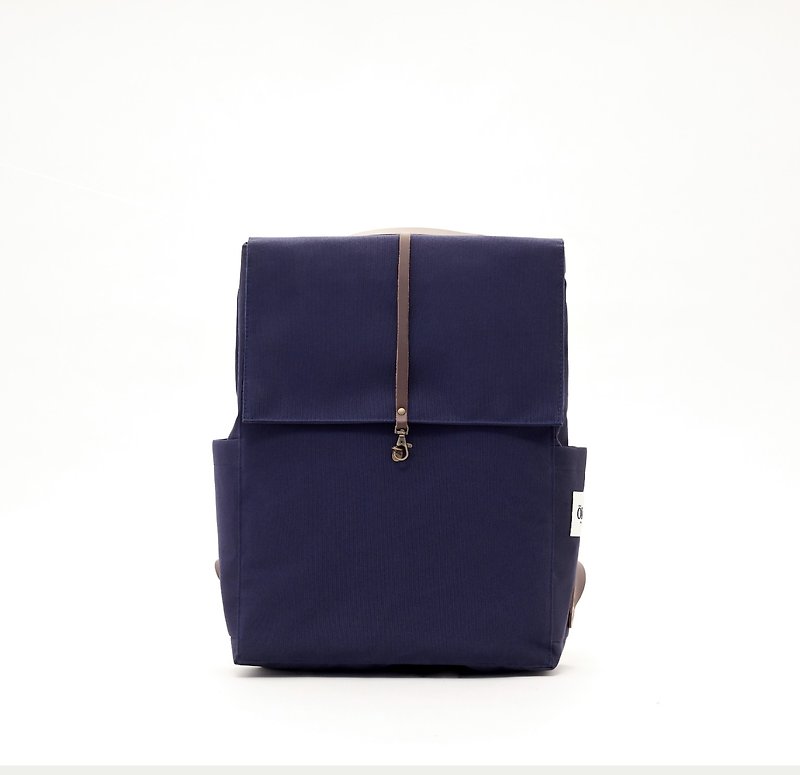 Ölend Holden Fabric| Leather |Laptop bag | 100% handmade in Spain (Navy) - กระเป๋าเป้สะพายหลัง - วัสดุอื่นๆ สีน้ำเงิน