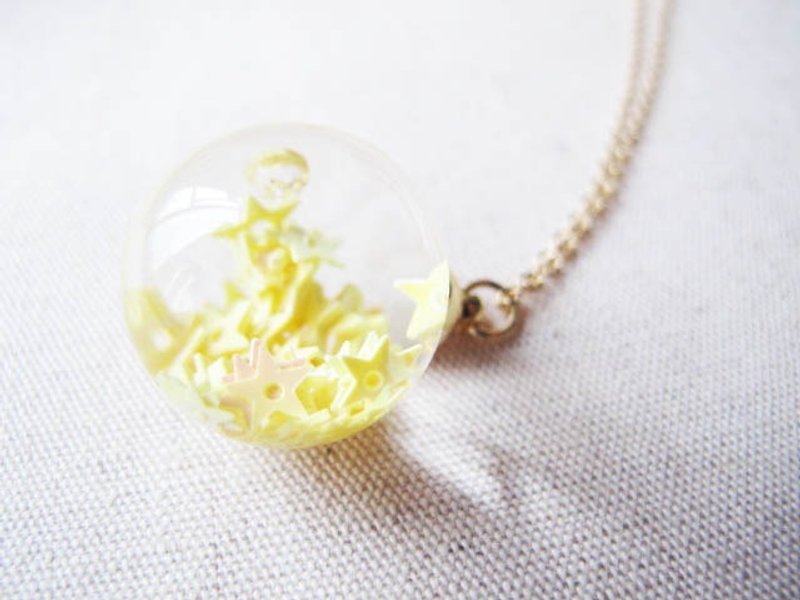 ＊Rosy Garden＊ Yellow star glitter with water inisde glass ball necklace - สร้อยติดคอ - แก้ว สีเหลือง
