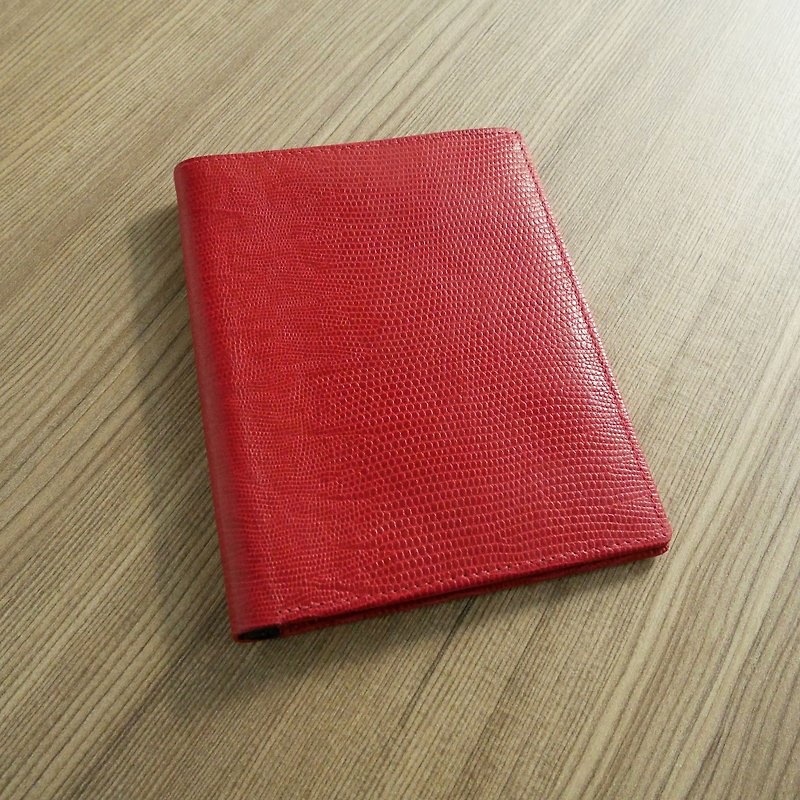 蜥蜴紋羊皮-皮革護照夾／紅 - 護照套 - 真皮 紅色