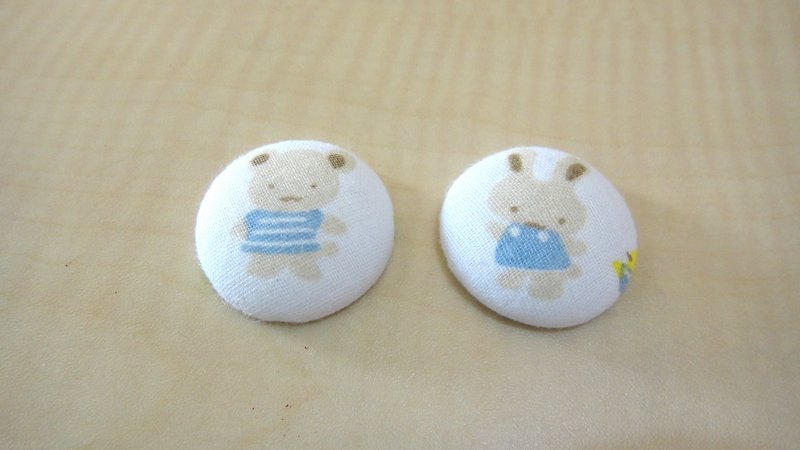 Handfeel Cloth Buckle Magnet-Little Bear and Little Rabbit - Magnets - Other Materials White