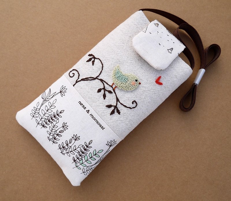 Kingfisher embroidery small cell phone pocket (L) - อื่นๆ - วัสดุอื่นๆ 