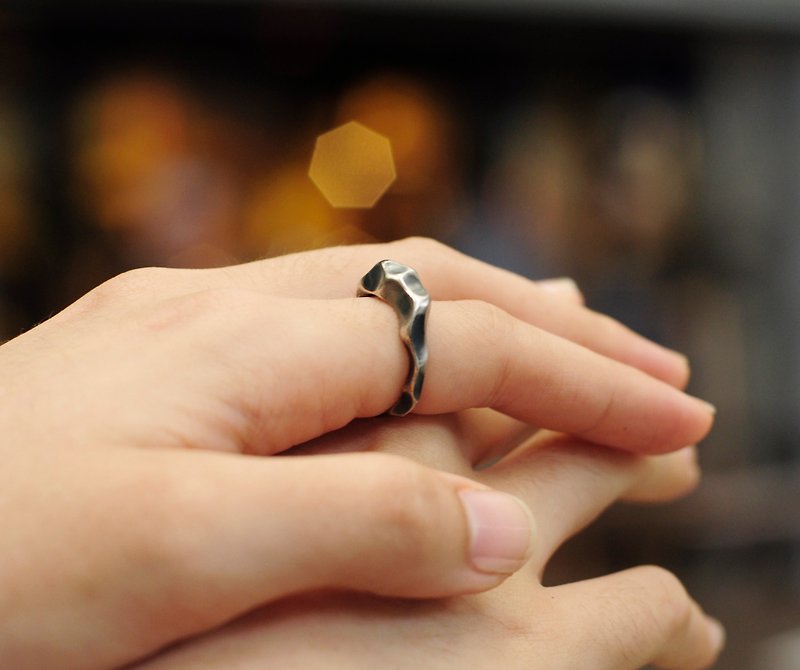 Silver Handmade Tropical Ocean Beach Rock Unisex Ring Gift For Lover Valentine - แหวนทั่วไป - โลหะ สีเงิน