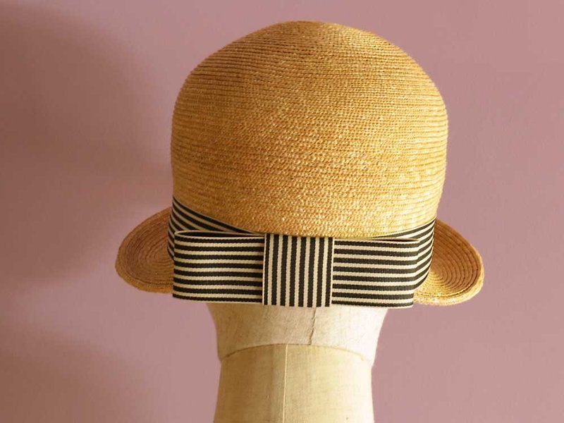 Short Brim Cap style Straw Hat "Gigi" - หมวก - พืช/ดอกไม้ สีกากี