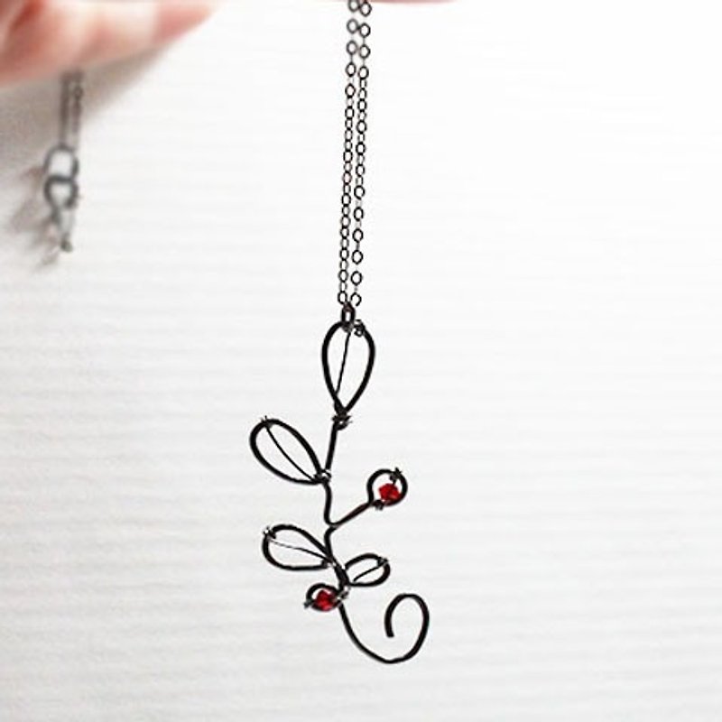 Winterberry Sterling Silver Necklace, Oxidized Sterling Silver Necklace with Crystal beads - Necklaces - Other Metals Black