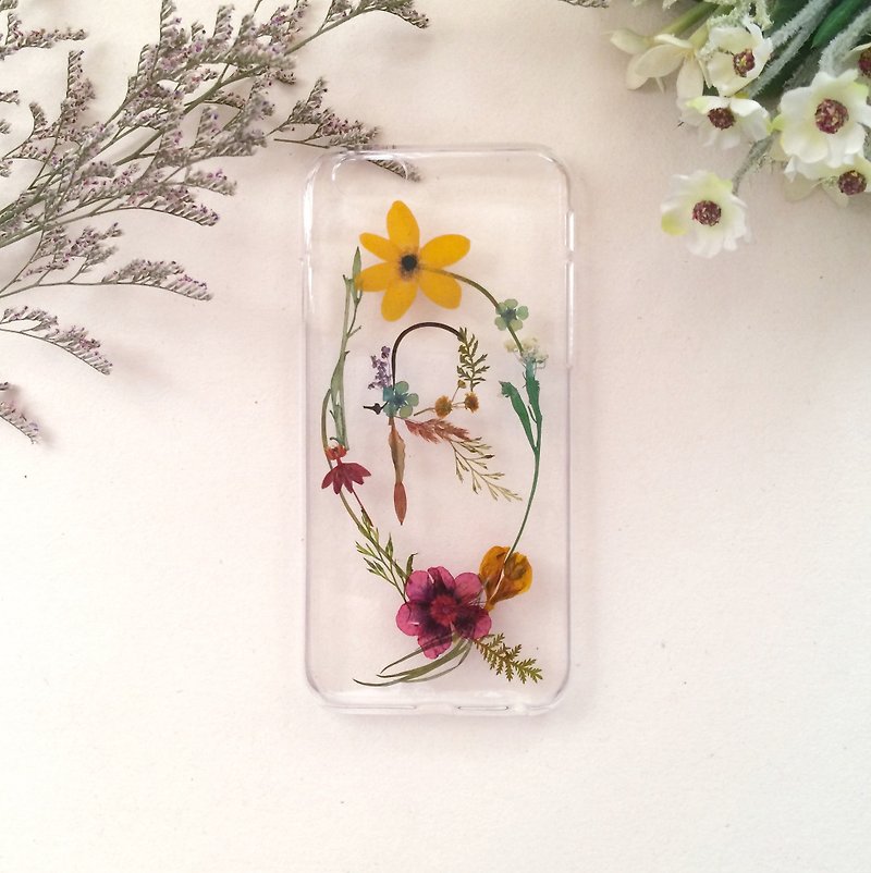 R for Rennie - initial pressed flower phone case - Other - Plastic Multicolor