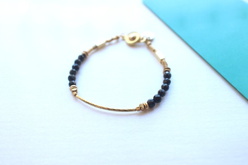 The night~Black agate/ brass handmade bracelet - Bracelets - Copper & Brass Multicolor