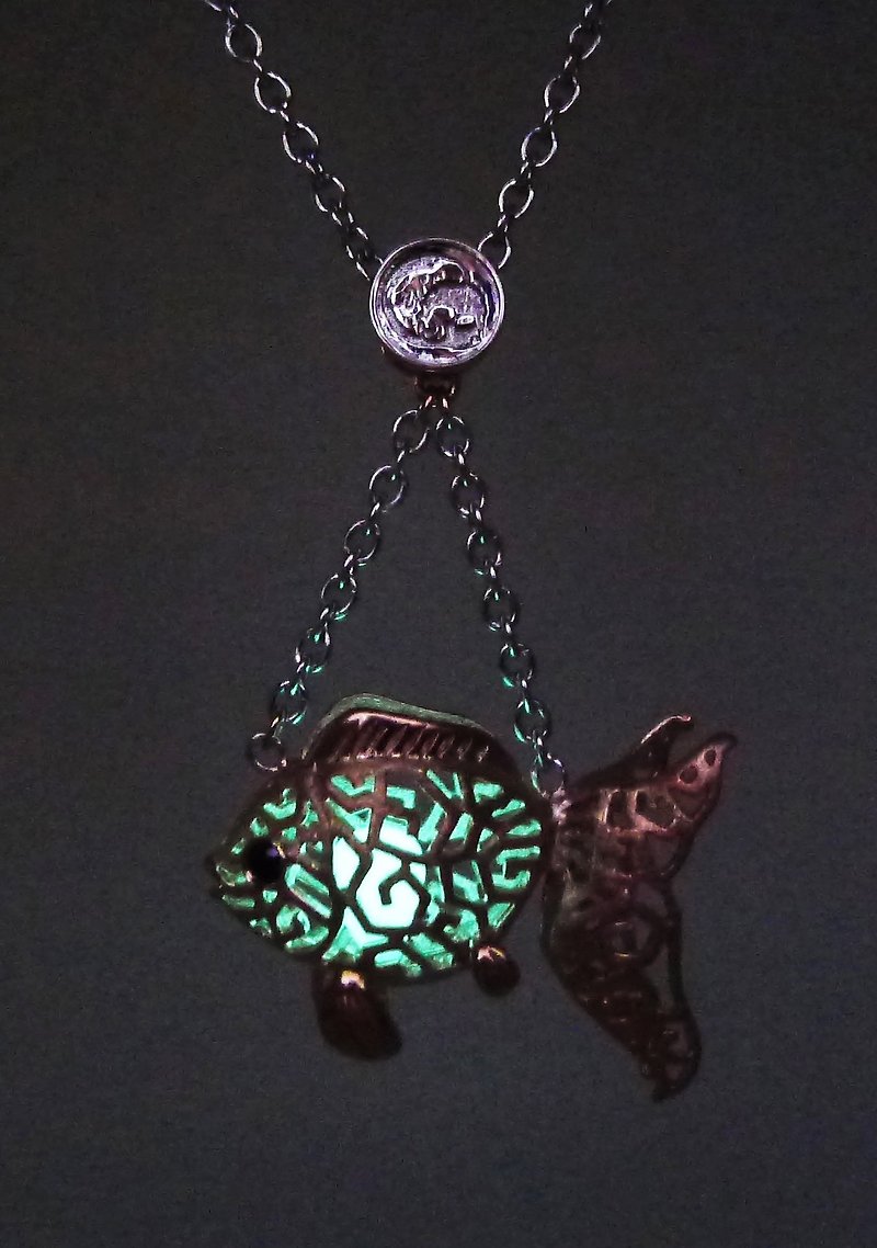 HK058 ~ 925 silver goldfish lantern modeling pendant with 18 "necklace - Chokers - Other Metals Pink