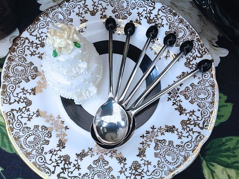 ♥ Anne ♥ vintage retro crazy Antiquities British antique gold and silver, silver plated flower beans coffee spoon dessert spoon small spoon teaspoon tea ~ joy of the necessary utensils - ช้อนส้อม - โลหะ สีดำ