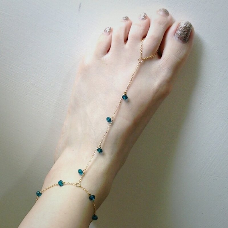 The toes should also be shiny and bright around the toe anklet mysterious blue crystal - สร้อยข้อมือ - วัสดุอื่นๆ สีน้ำเงิน