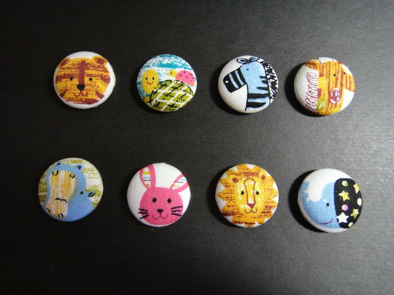 (C) jungle berries _ cloth badge buttons - Badges & Pins - Other Materials 