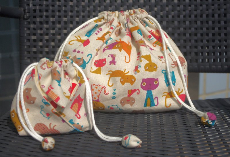 Cat speed pocket + A letter bag - Toiletry Bags & Pouches - Cotton & Hemp Multicolor