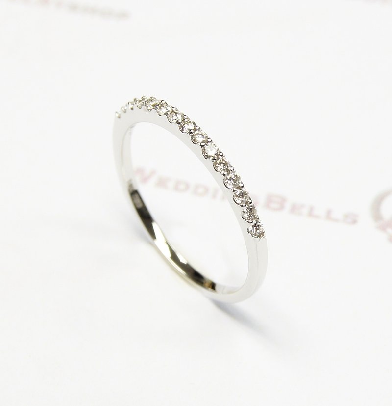 Solid 18K White Gold Trinity Diamond Ring (Free Shipping) - แหวนทั่วไป - เพชร สีเงิน