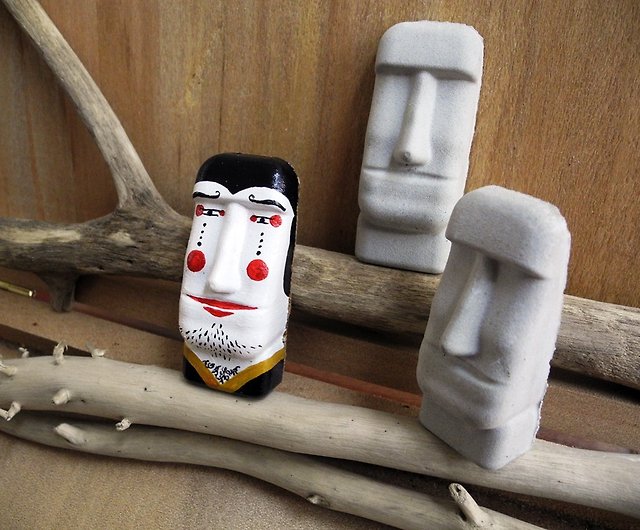 Easter Island Mini Moai Statue Magnet-Uncles in Africa - Shop puchi-shatana  Magnets - Pinkoi