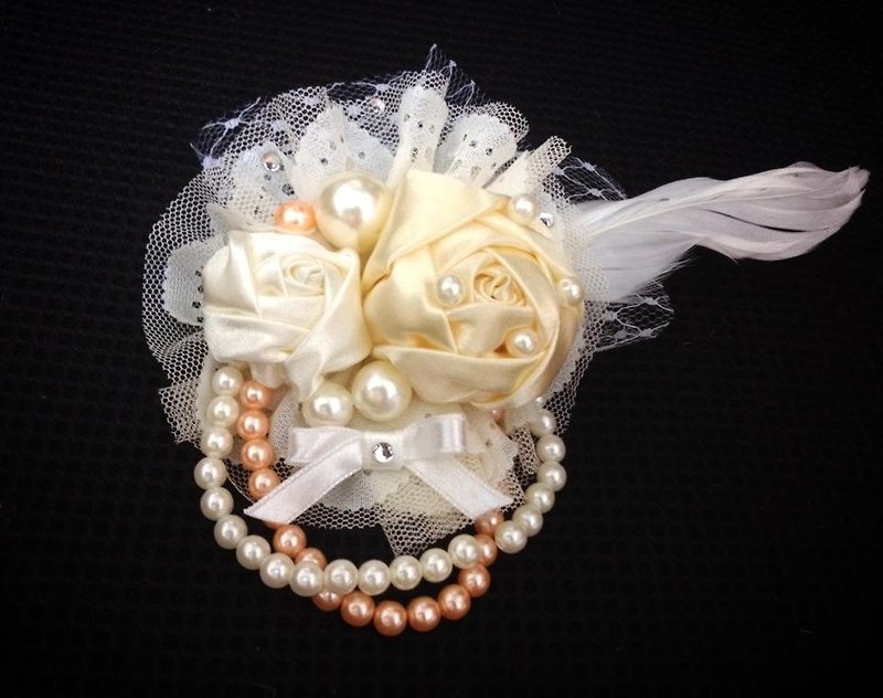 Champagne Rose Corsage/Headwear - Corsages - Other Materials White