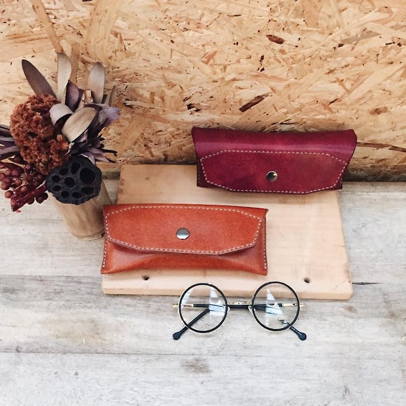 Play Pibang _ vegetable-tanned real leather hard-shell glasses case ./ dichroism - กรอบแว่นตา - หนังแท้ 