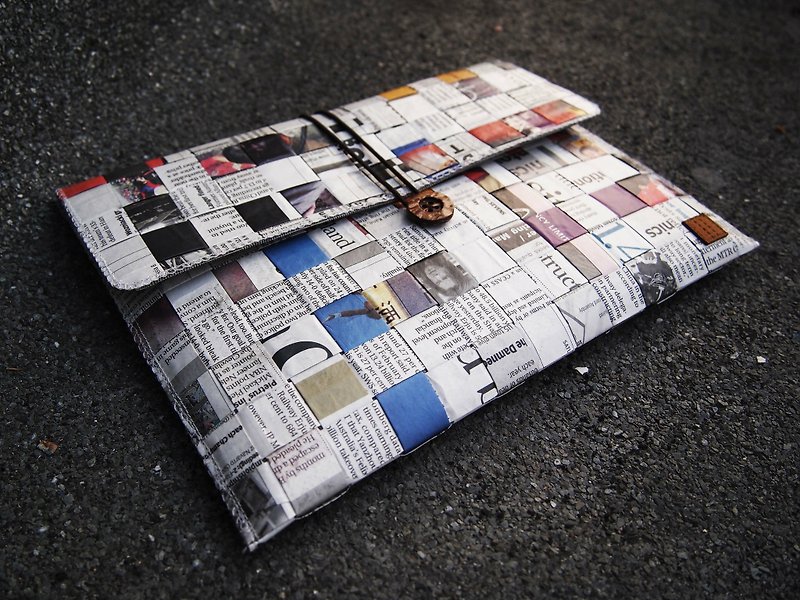 Paralife Custom Size (11.1"-15") newspaper computer / tablet - Laptop Bags - Other Materials 