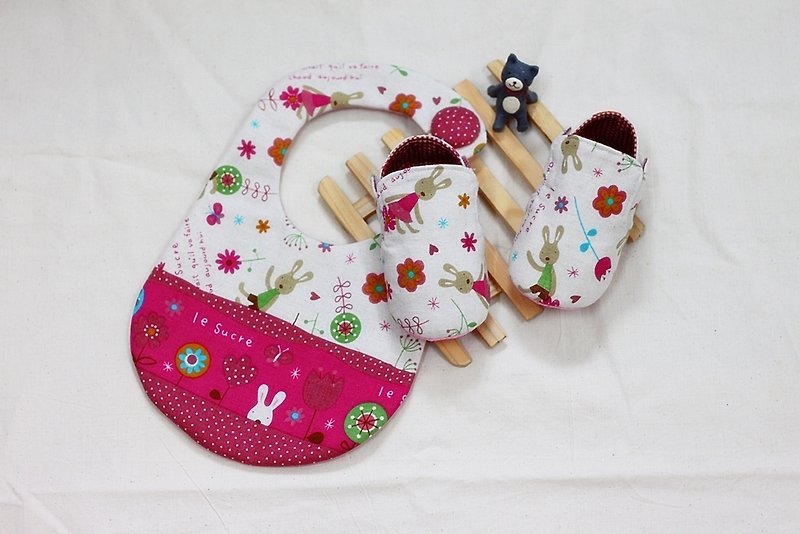 フランスの赤ウサギの幼児の靴+ポケットミヶ月のグループ - 出産祝い用贈物 - コットン・麻 