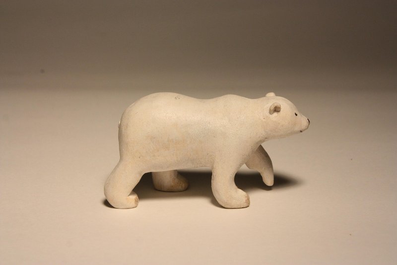 Department of Small Animal Healing carvings _ polar bear white bear (hand-carved wood 10P Limited) - Items for Display - Wood White