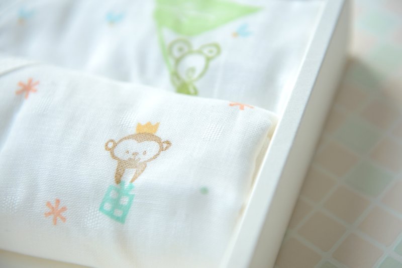 給寶寶的首選的100%純棉紗布衣繡字禮盒 - 彌月禮盒 - 棉．麻 多色