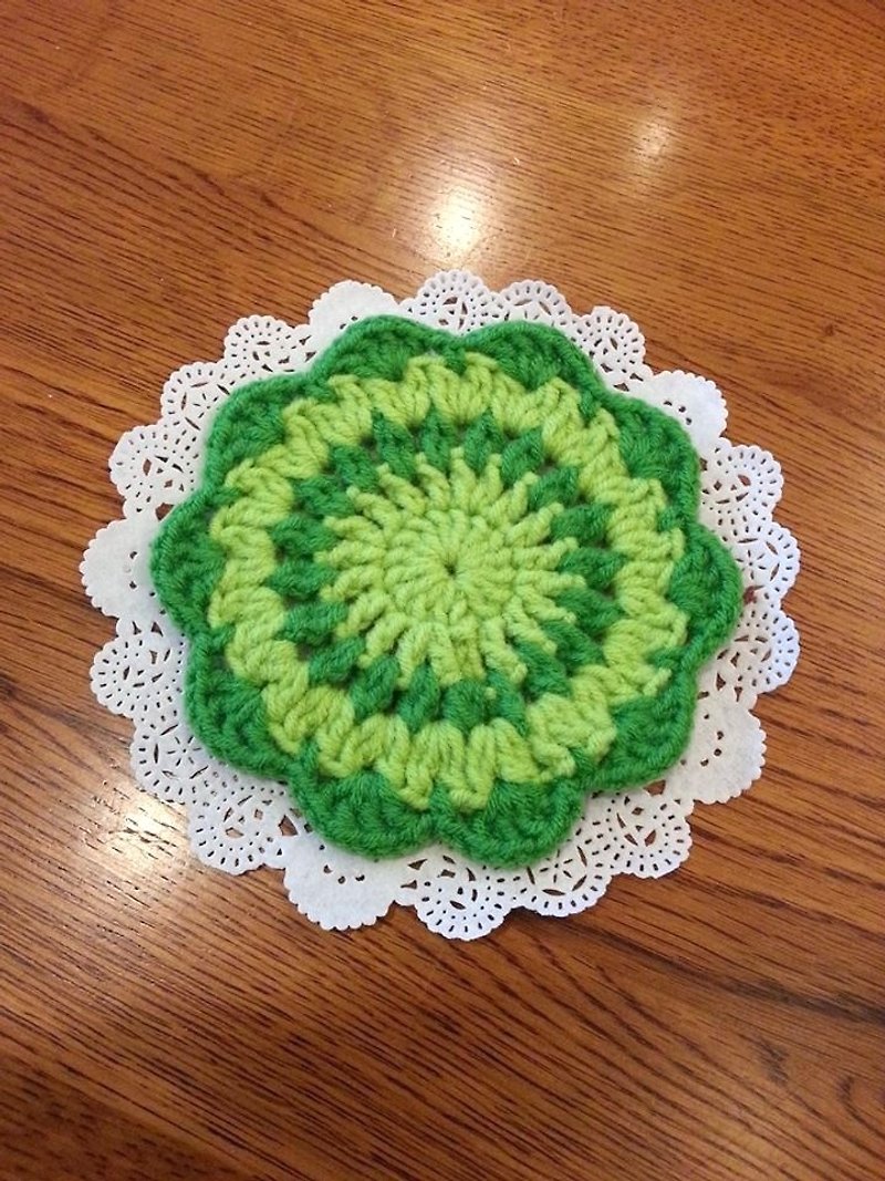 【Knitting】Flower Coaster-Emerald and Light Green Waltz - ที่รองแก้ว - วัสดุอื่นๆ สีเขียว