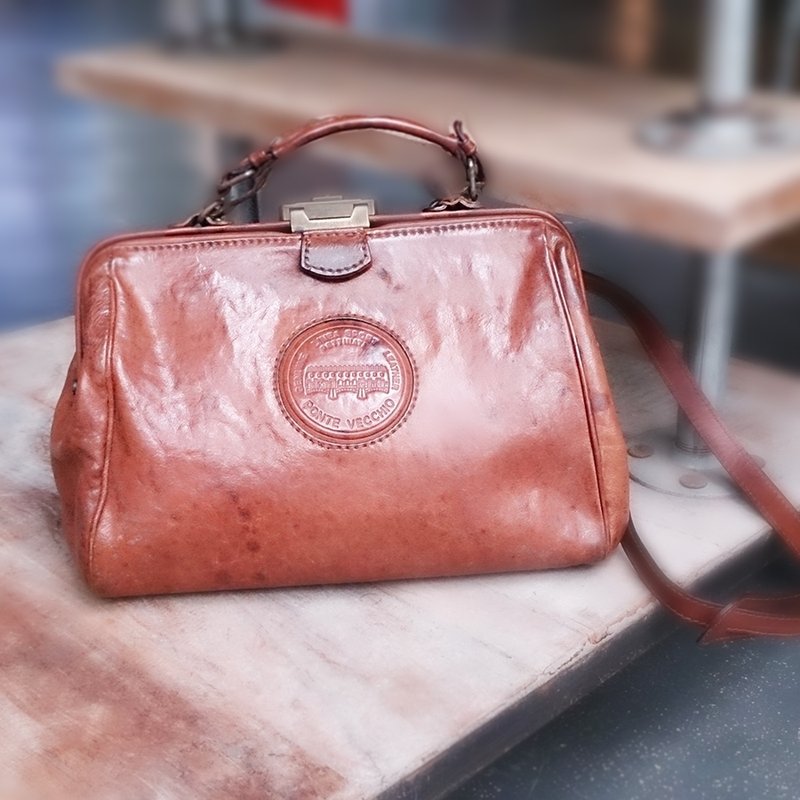 ShiKa//vintage leather bag  Ponte vecchiou義製古董醫生包 - 側背包/斜背包 - 真皮 咖啡色