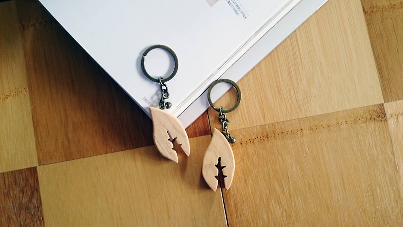 葉子鑰匙圈 - 鑰匙圈/鎖匙扣 - 木頭 多色
