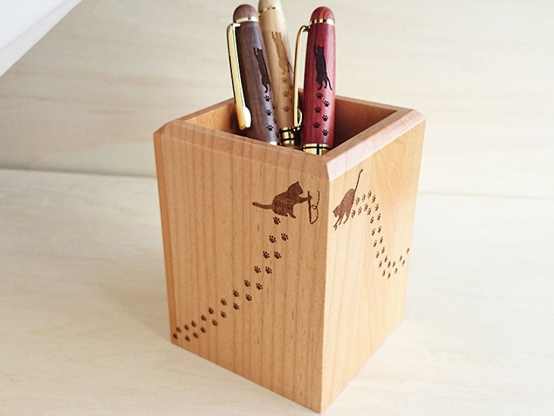 Cat and Paw Footprint Pen Stand Gift wrapping Christmas Gift - Pen & Pencil Holders - Wood Brown
