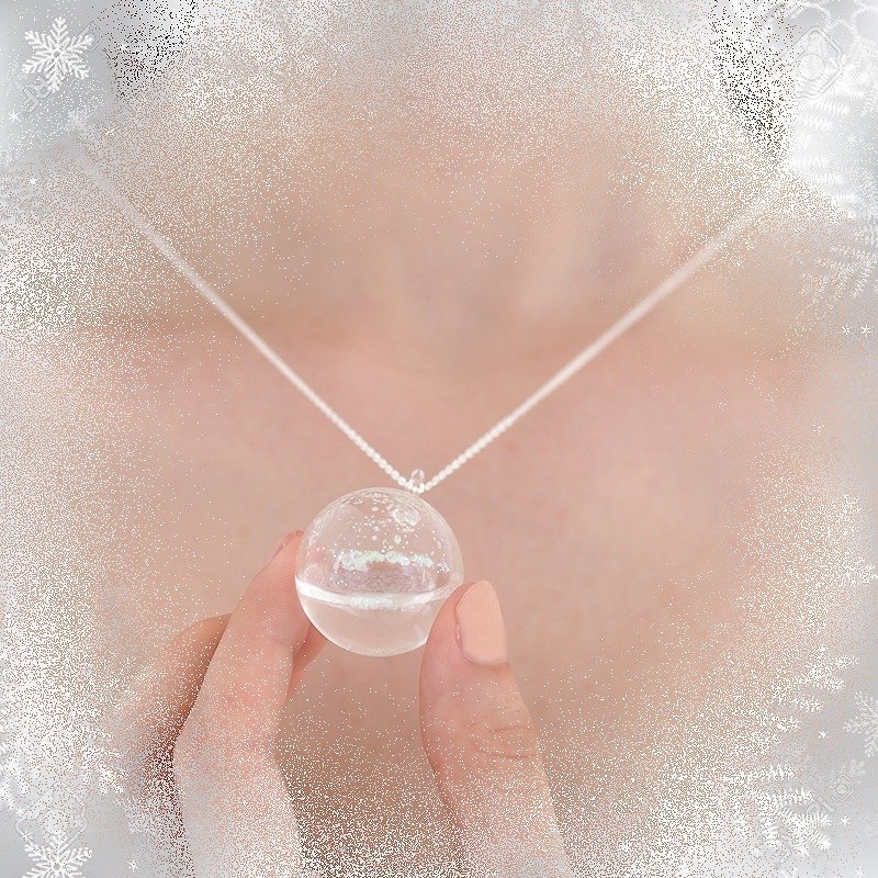 Snow dust necklace - Necklaces - Glass White