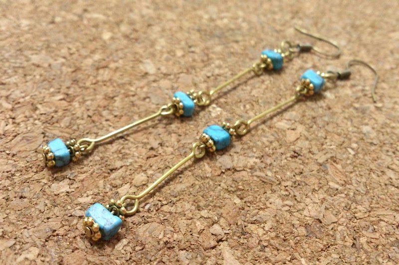 Princess auspicious Bronze earrings ~ turquoise turquoise to Teal - Earrings & Clip-ons - Other Materials Blue