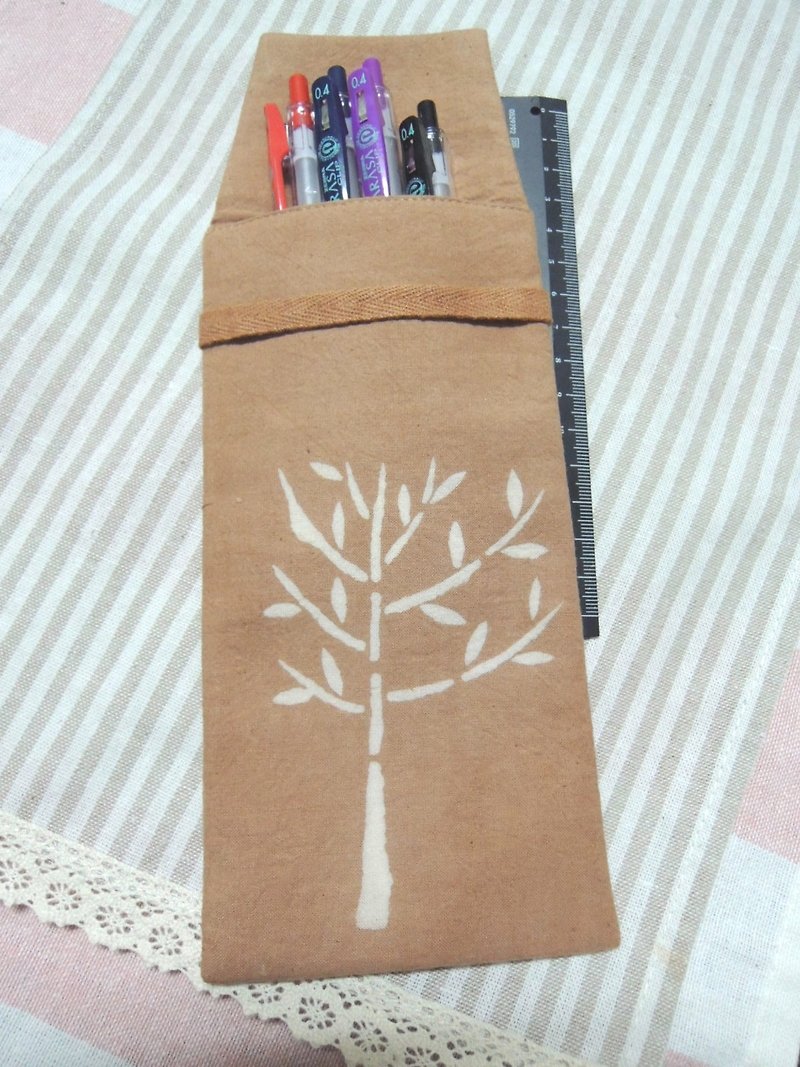 [Mu Mu grass dyeing] potato palm plant dyeing pencil case glasses bag (nordic wind tree) - กล่องดินสอ/ถุงดินสอ - ผ้าฝ้าย/ผ้าลินิน สีส้ม