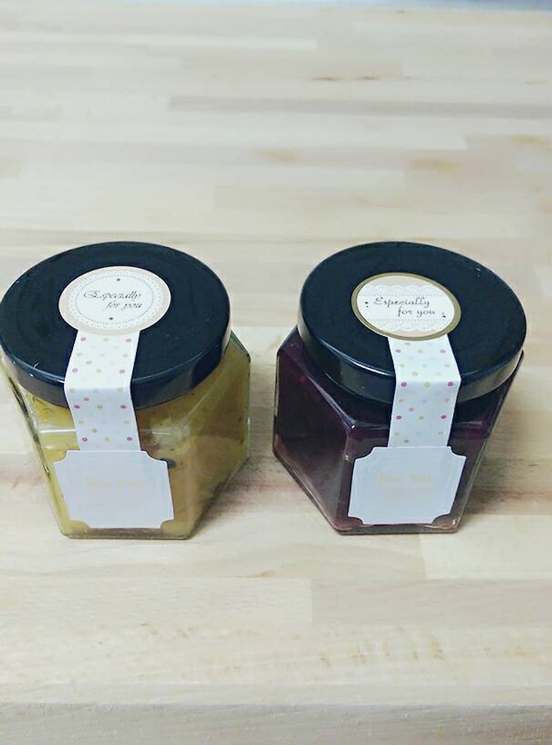 Apple Red Dragon Honey Sauce - Handmade Jam 125ml - แยม/ครีมทาขนมปัง - อาหารสด สีแดง
