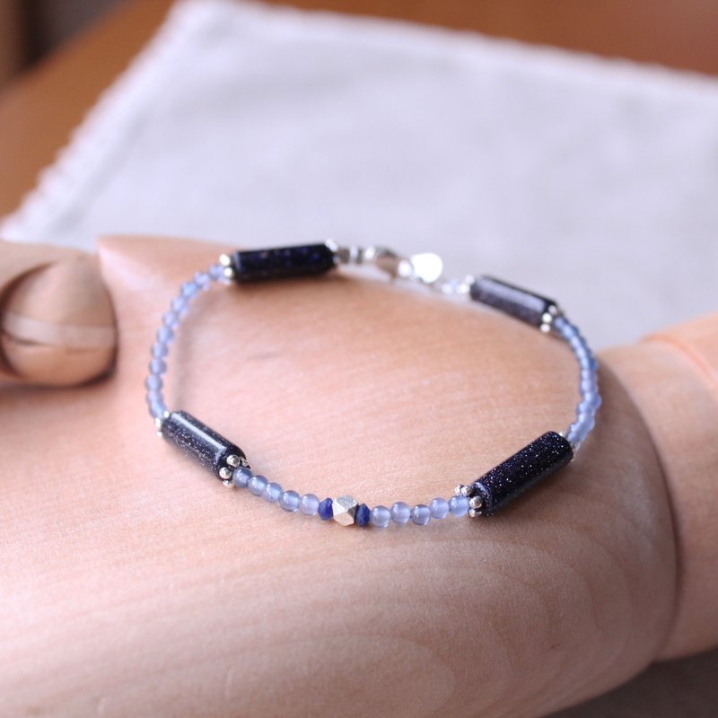 Journal (bite macarons) - blueberry Serenade / silver hand-made, natural stone hand Bracelet - สร้อยข้อมือ - วัสดุอื่นๆ สีน้ำเงิน