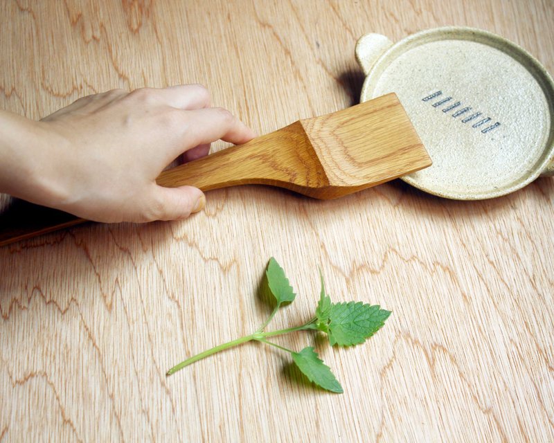 Wooden spatula || cream helper / smear the knife / buttered / coating jam / oak / wood / wood / toast / Mita small and yet another child - ช้อนส้อม - ไม้ 