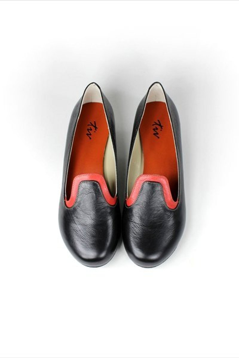 Black minimalist stitching loafers - รองเท้าบัลเลต์ - หนังแท้ สีดำ